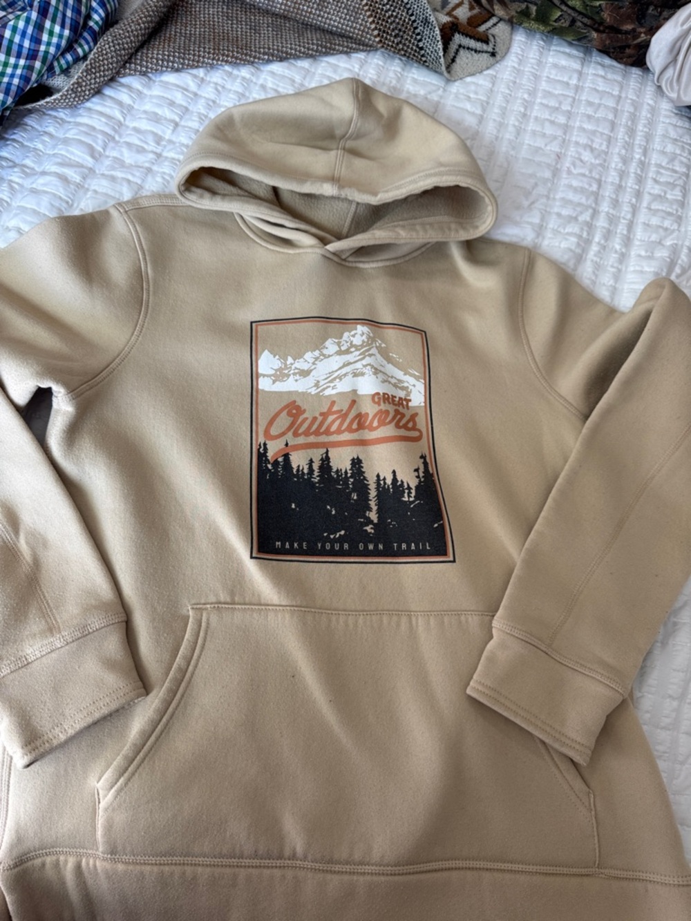 Outdoors Graphic Hooded Sweatshirt - Beige